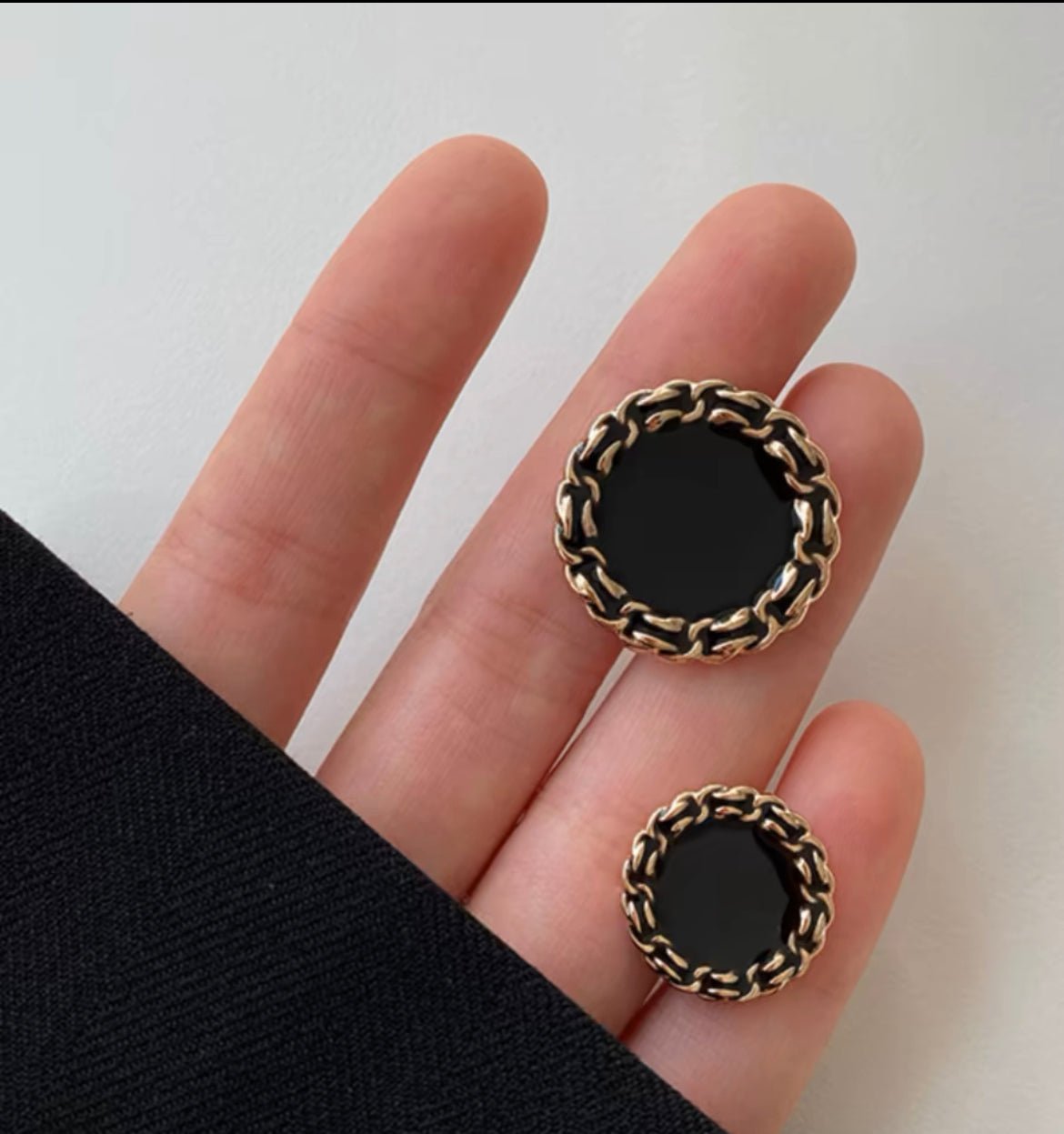 Premium Luxury Pearl Button -