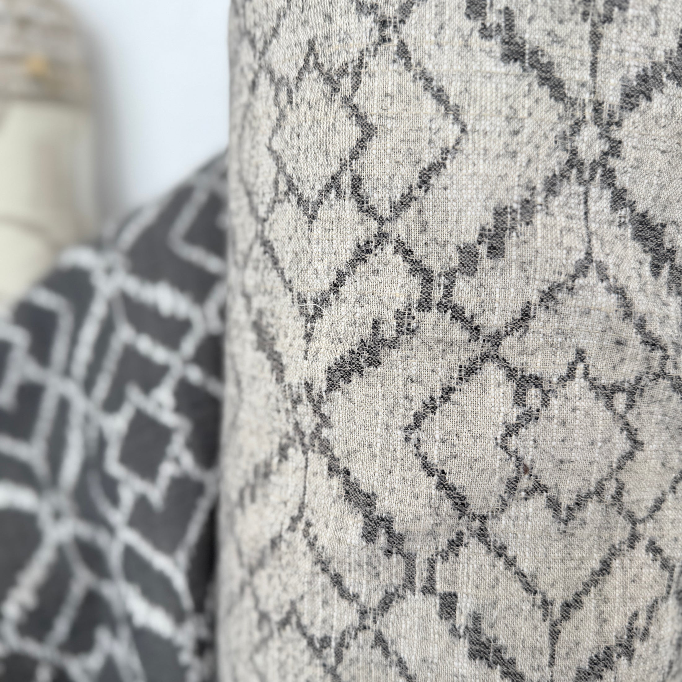 Double-Sided Diamond Lattice Jacquard Fabric