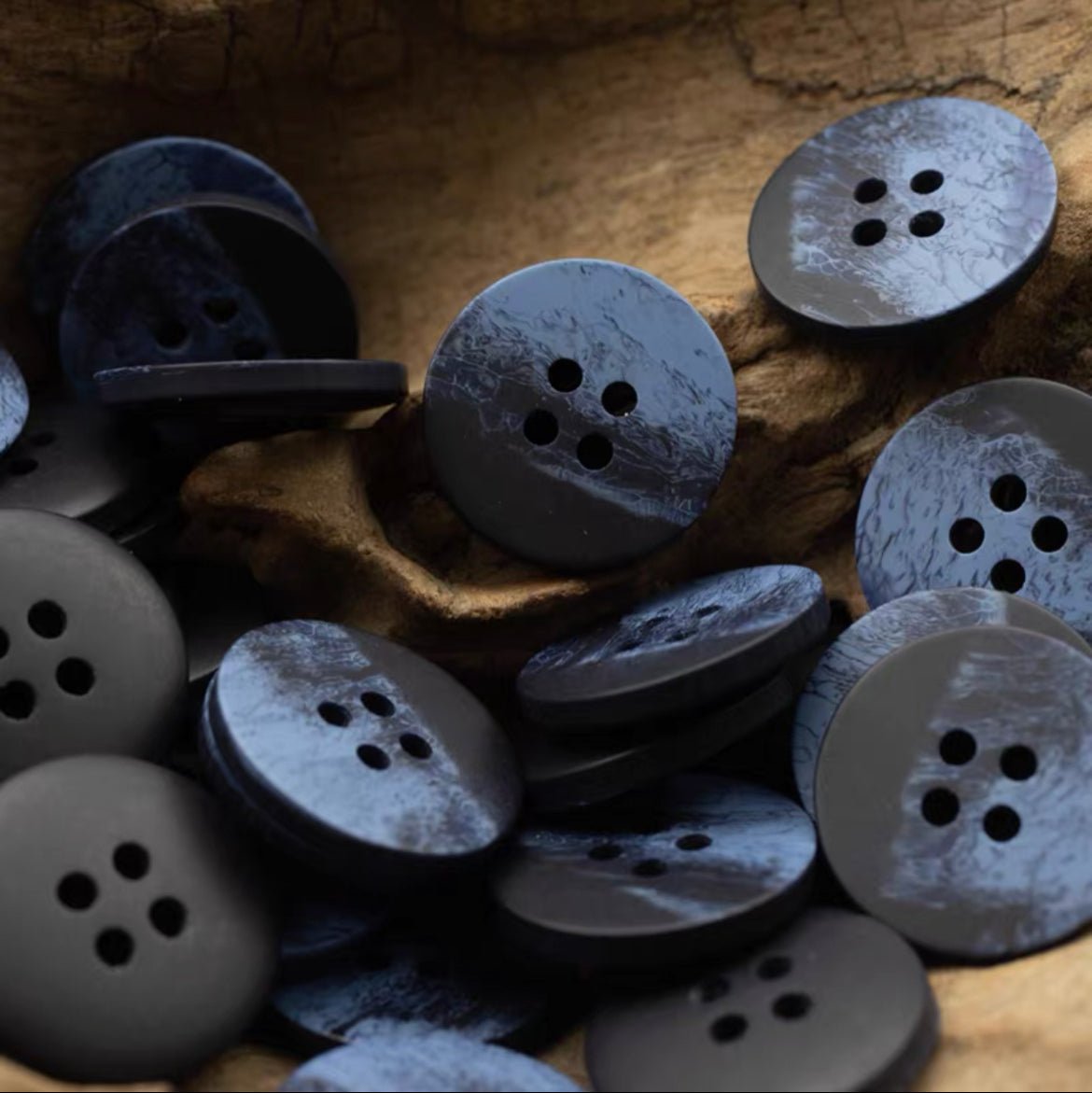 Premium Nature's Ripple Button - 