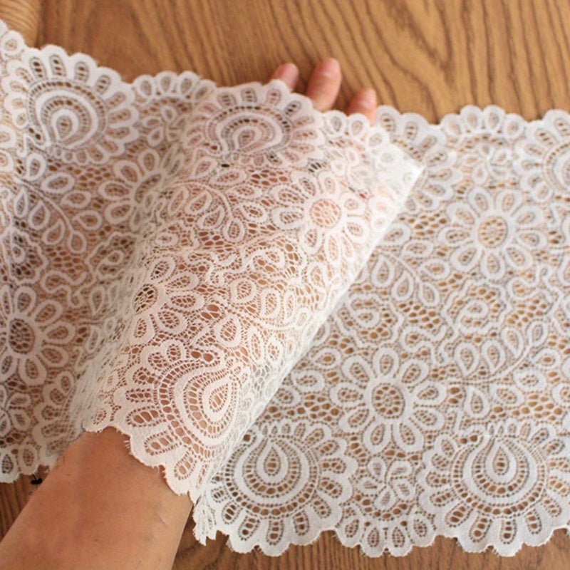 White And Black Elastic Lace Simple Flower Lace Design Garment Tape For Sewing - 